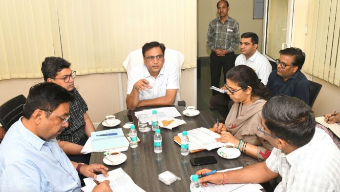 ACS दिनेश कुमार ने किया निरीक्षण