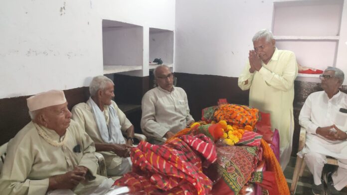 भव्य सम्मान समारोह आयोजित हुआ