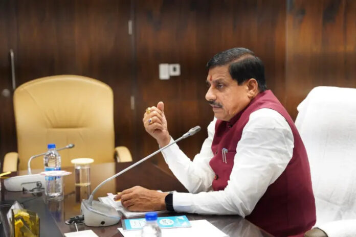 Mohan_cabinet_meeting-1.jpg