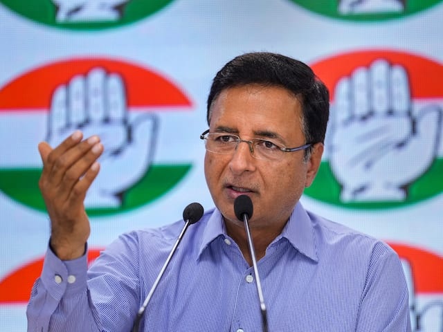 Randeep_Surjewala11.jpg