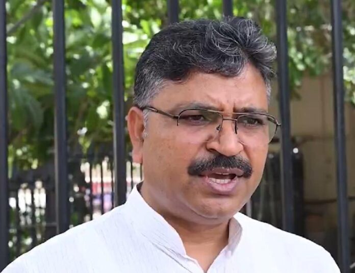 राजस्थान विधानसभा में नेता प्रतिपक्ष टीकाराम जूली