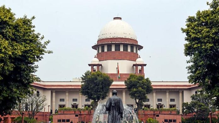 supreme-court_ab3488b6a5fa8751b1-1.jpg