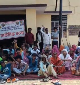 कठूमर सफाई कर्मचारी हड़ताल