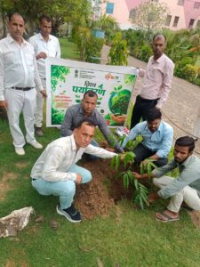 विश्व पर्यावरण दिवस पर पौधारोपण कार्यक्रम