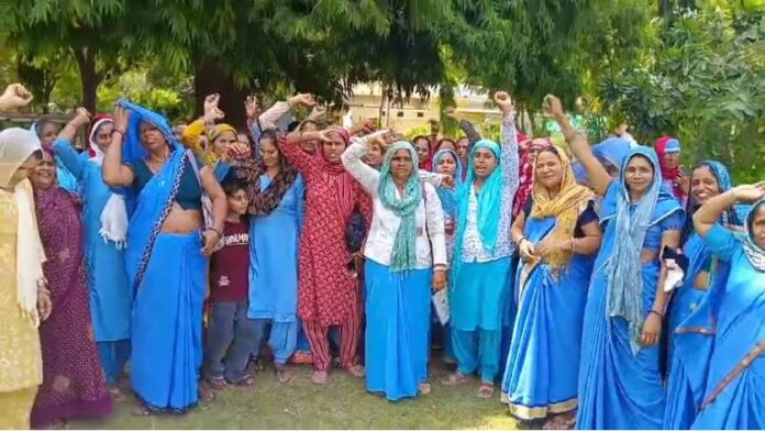 आंगनबाड़ी सहयोगिनी