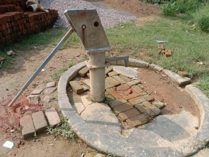 dry-handpump.jpg
