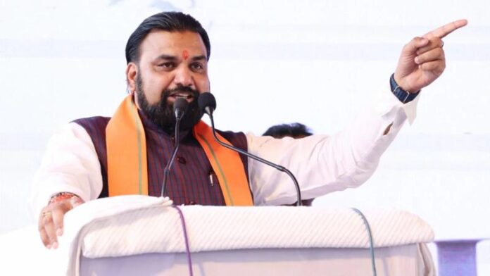 eg22r3rc_samrat-choudhary_625x300_17_June_26.jpg