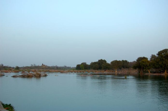 1_Betwa_River_Madhya_Pradesh_Ind.jpg