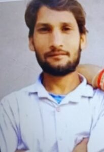 मृतक की पहचान सुरेश (28) निवासी दिवाकरी