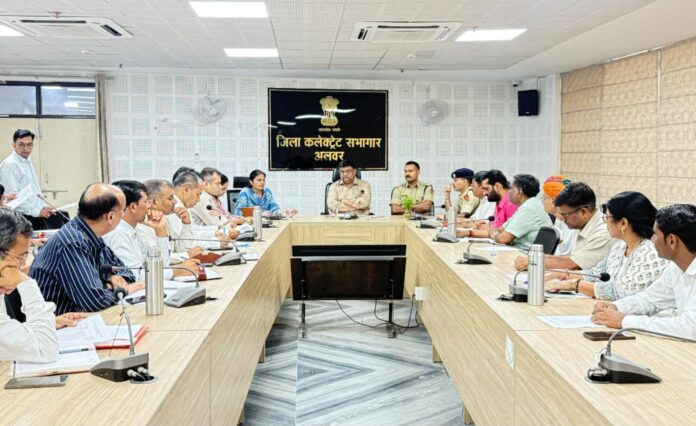 अलवर में जनसमस्याओं पर मंथन