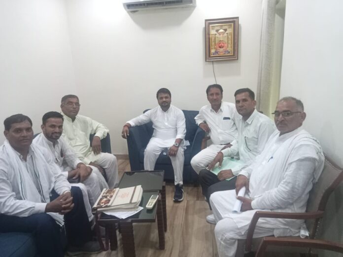 मंत्री भूपेंद्र यादव के दिल्ली निवास पर किशनगढ़ बास से मंडल अध्यक्ष