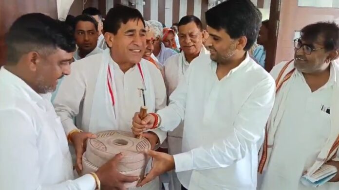 330 अलवर जिला परिषद बैठक
