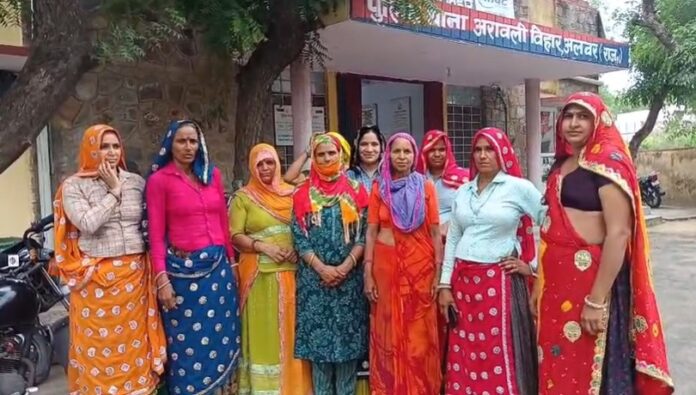 348 अलवर शराब ठेका विरोध