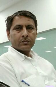 डाॅ. सत्यवीर यादव , शिकायतकर्ता 