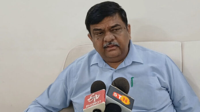 फर्जी फेसबुक अकाउंट से सावधान रहने और साइबर ठगी से बचने की अपील की