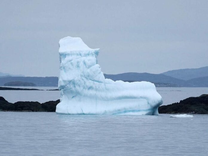 why-the-worlds-largest-iceberg-h.jpg