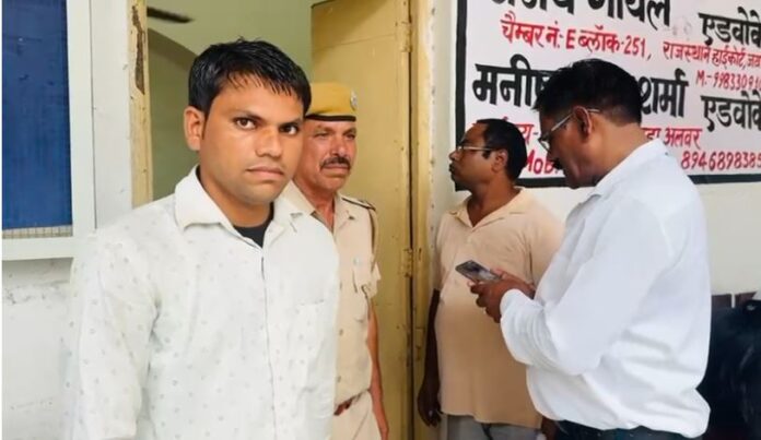 2346 गला रेतकर हत्या की कोशिश करने वाले आरोपी