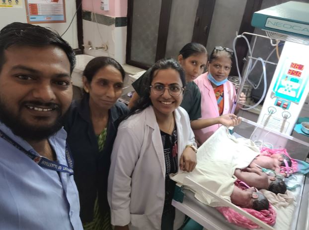 2375 अलवर में तीन बेटियों का जन्म