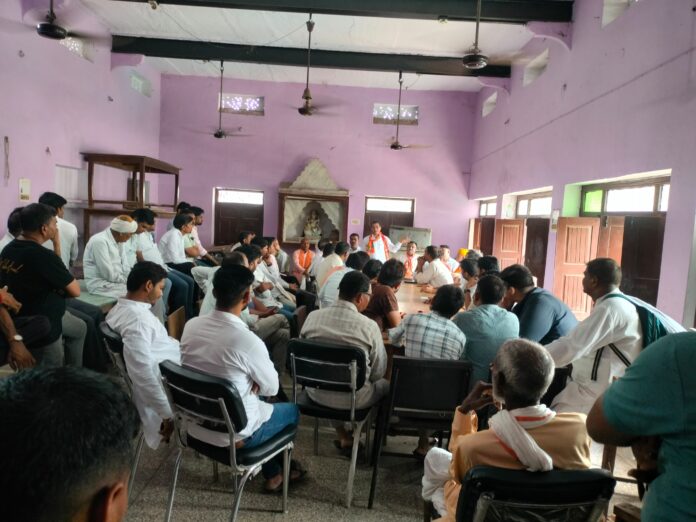 2388 लक्ष्मणगढ़ भाजपा बैठक