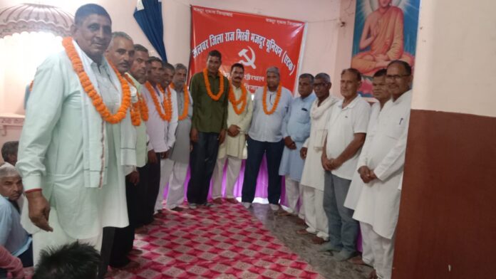 2405 नई कार्यकारिणी का शपथ ग्रहण