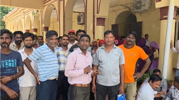 2461 नियुक्ति और ज्वाइनिंग की मांग