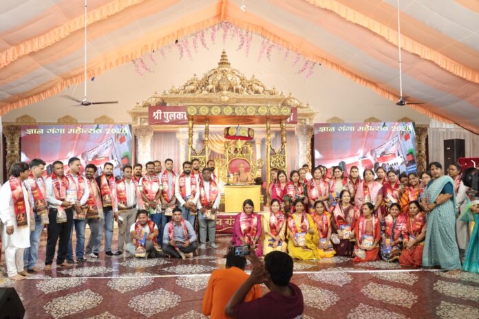 आचार्य पुलकसागर