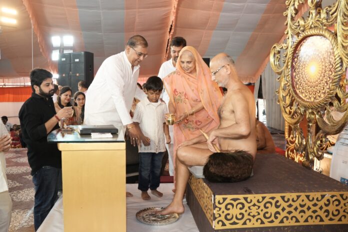 आचार्य पुलकसागर