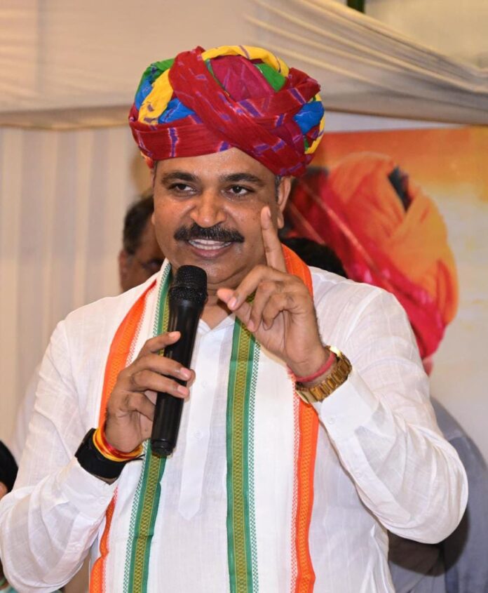 393 टीकाराम जूली कानून व्यवस्था