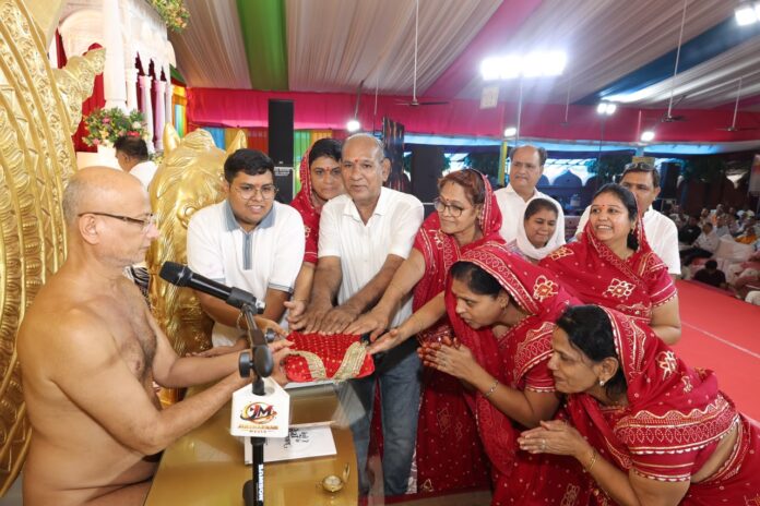 413 आचार्य पुलकसागर महाराज