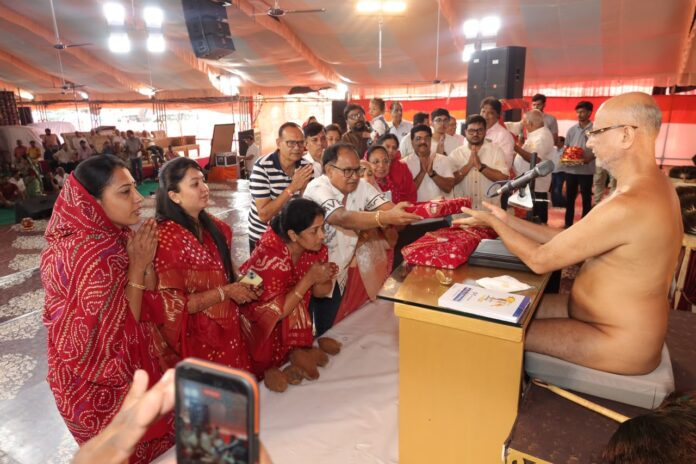 आचार्य पुलकसागर