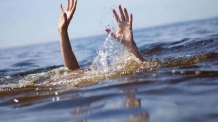 684172279862d-drown-031158674-16.jpg