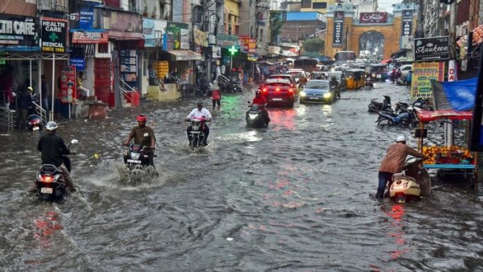 687bb3ee6342e-monsoon-rain-havoc.jpg