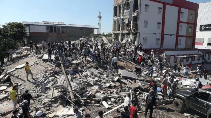 6a7a8fa77dddb-colombia-earthquak.jpg