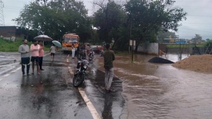Monsoon-1.jpg