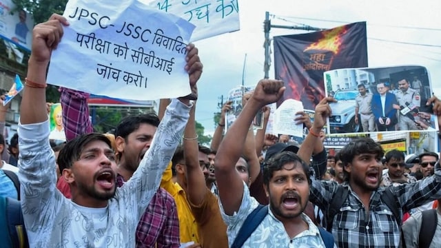 NEET-PAPER-LEAK-2026-08-04T17281.jpg