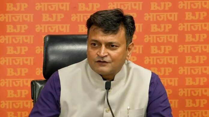 bjpajayalok-86591787716450.jpg
