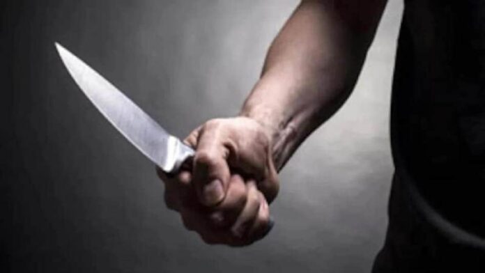 knife_stabbed_0-sixteen_nine.jpg