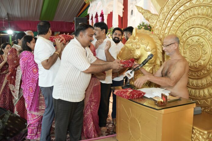 राष्ट्र संत मनोज्ञाचार्य पुलकसागरजी महाराज