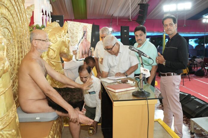 2631 आचार्य पुलकसागर महाराज