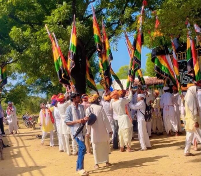 देवनारायण पदयात्रा हरसाना