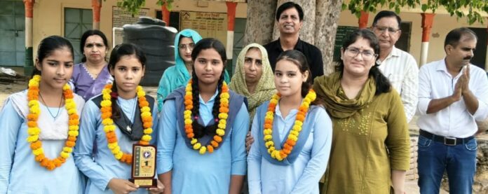 2751 समापन समारोह में मौजूद अतिथि एवं खिलाड़ी
