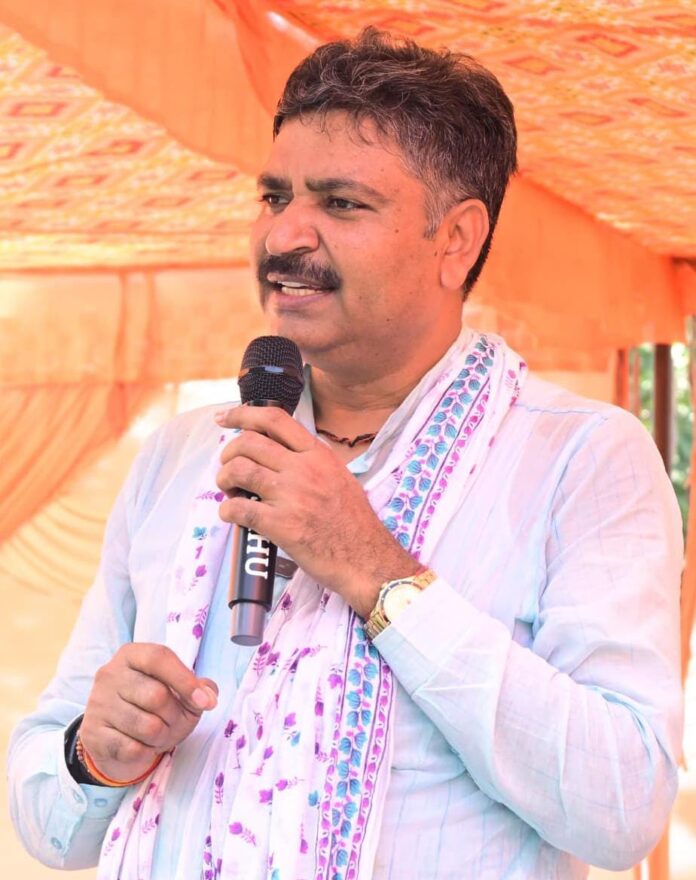 नेता प्रतिपक्ष टीकाराम जूली