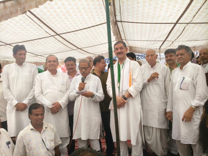 475 कांग्रेस का शक्ति प्रदर्शन