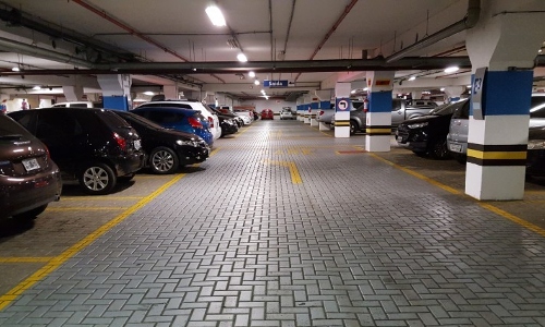 500x300_462124-407609-parkinglot.jpg