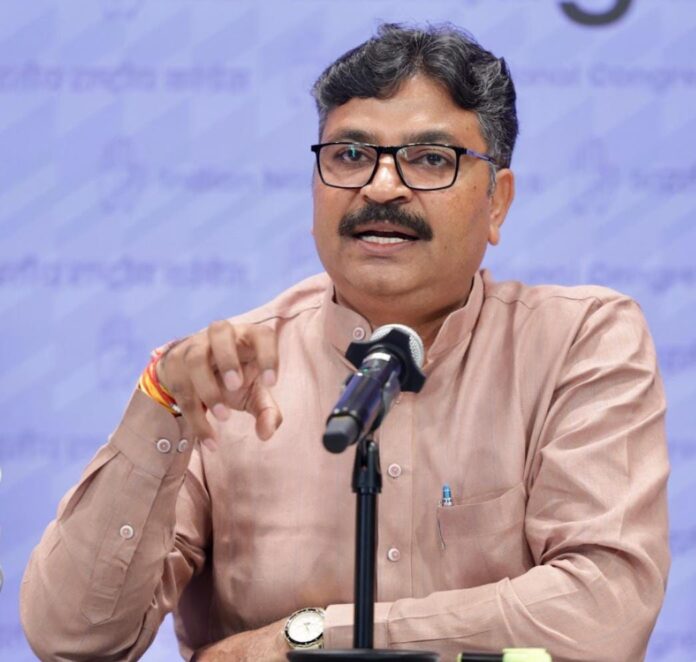 581 टीकाराम जूली निकाय चुनाव के बाद