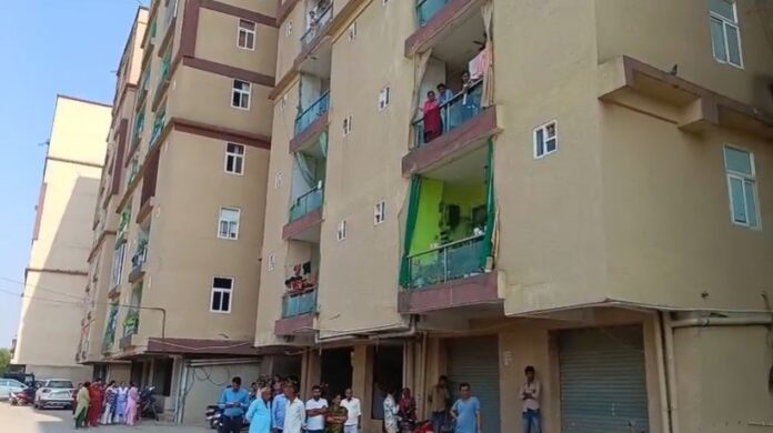 631 अलवर की लोट्स सोसाइटी