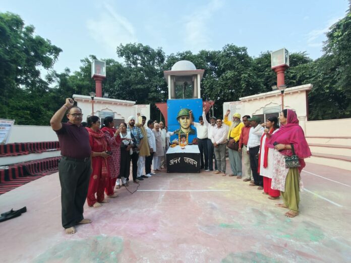669 भगत सिंह की जयंती के अवसर पर आयोजित कार्यक्रम