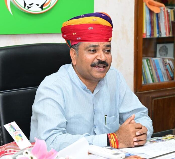 671 अलवर ग्रामीण विधायक टीकाराम जूली