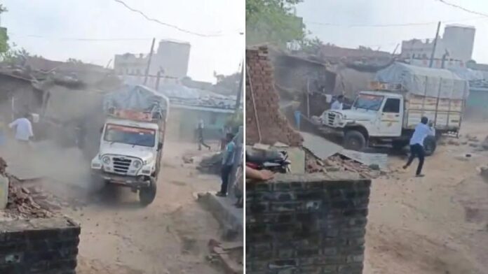 Akola-Bolero-Pickup-Smashed-Hous_1.jpg