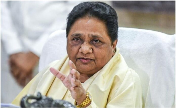 qq96dhgg_mayawati_625x300_16_Nov.jpg